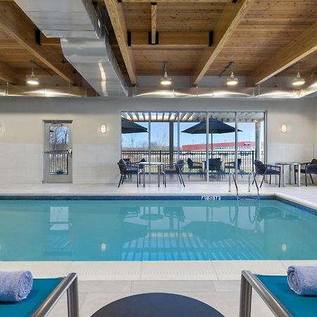 Towneplace Suites By Marriott Geneva At Spire Academy מראה חיצוני תמונה