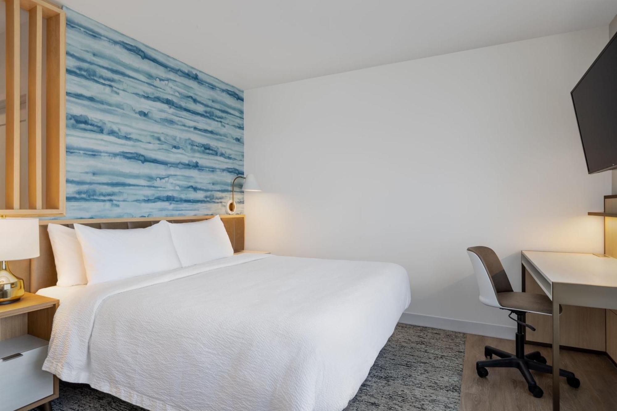 Towneplace Suites By Marriott Geneva At Spire Academy מראה חיצוני תמונה
